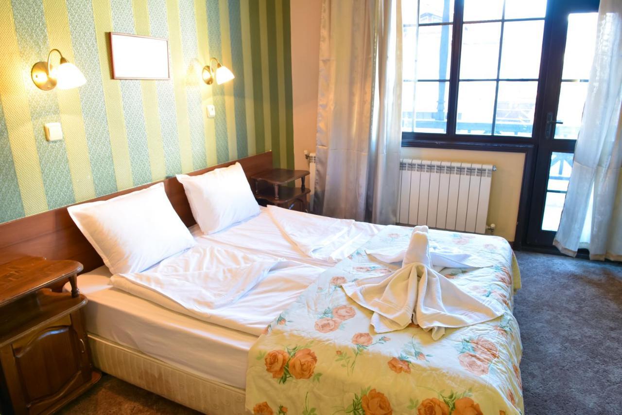 Hotel St. George Pobedonosets Bansko Dış mekan fotoğraf